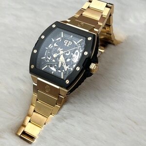 RARE HARD TO FIND- Philipp Plein Gold Skeleton Mens